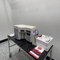 Invitrogen Attune NxT AFC2 Acoustic Focusing System With CytKick AutoSampler image 1